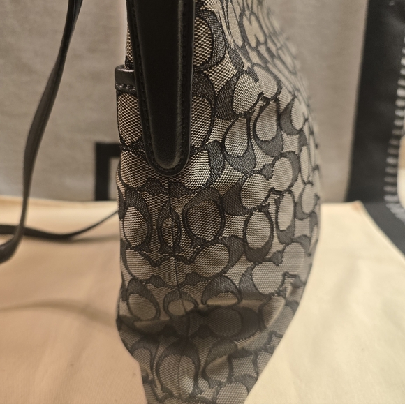 Coach Black and Gray Crossbody Bag - Picture 5 of 11